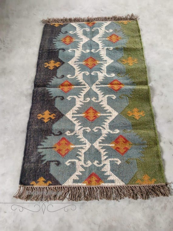 Handwoven Wool Jute Kilim Rug: Traditional Indian Dhurrie 8x10