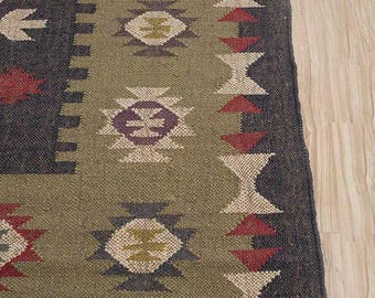 Handwoven Wool & Jute Kilim Rug: 8x10 ft Oriental Dhurrie