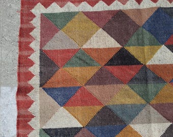 Handwoven Wool Jute Kilim Rug: Boho Moroccan Design Indian Kilim Dhurrie Rug