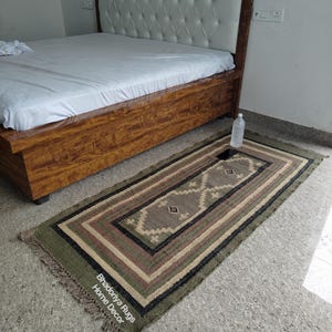 Handwoven Wool Jute Kilim Runner Rug: Floral Vintage Style