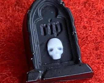 Mini resin tombstone pin