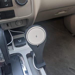 Magsafe Wireless phone charger for 2008 to 2012 Ford Escape