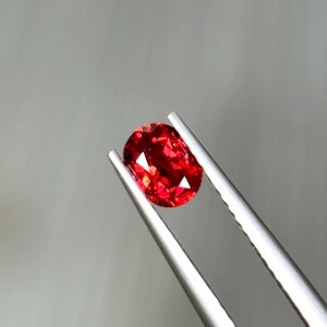 Spinelle Rouge Naturel De Tanzanie, 1,62 Ct, Coupe Coussin, Qualité SI - Neuf Sans Emballage