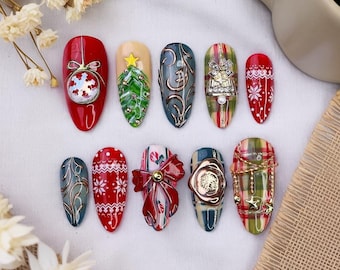 Uñas postizas navideñas – Set de uñas 3D con motivos navideños – Adornos rojos, verdes y dorados, árbol, campana, copo de nieve – Uñas festivas de invierno hechas a mano