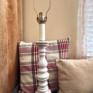Phil-Mar Vintage Mid-Century Modern Ceramic and Brass-Plated Table Lamp
