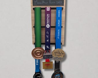 Wooden Medal Holder with Slate – Medal Board – Wall Mount for Running, Marathon, and Triathlon – Sports Gift