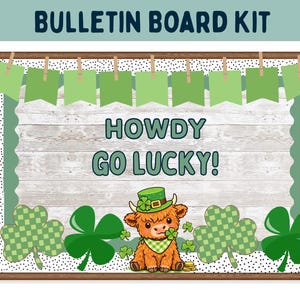 Puede incluir: Un letrero de madera rústico con el texto "Welcome to our porch" en letras blancas. El letrero presenta un acabado envejecido y un diseño sencillo y acogedor, perfecto para la decoración exterior.