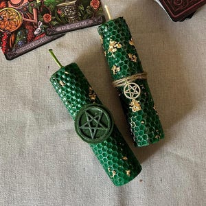 Money Manifestation Candle – Green Beeswax Ritual Candle for Abundance & Prosperity