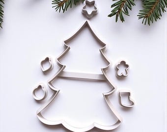 Christmas Tree Cookie Cutter Set with Mini Ornaments: Holiday Baking