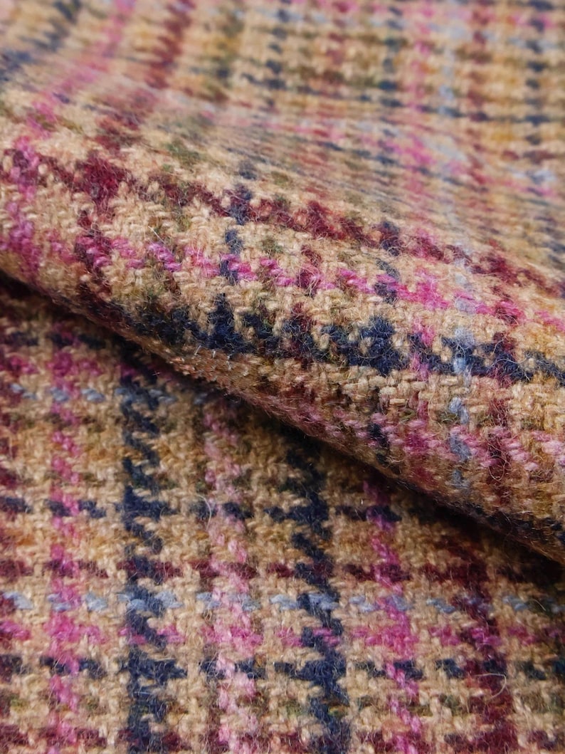 Vintage Pink-Brown Plaid Wool Fabric by the Half Meter, Heavyweight Tweed for Winter Suits, Skirts, and Coats, 85% Wool Premium Textile image 4
