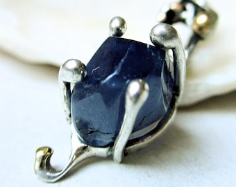 Dainty Raw Iolite "Water Sapphire" Pendant, 925 silver, 14 k gold