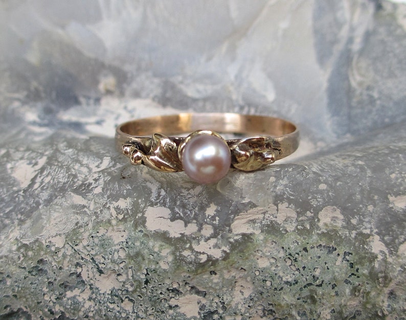 Solid gold ring, 14 k rose gold, dainty golden ring, genuine pink pearl, size 7 1/4 US, EU ring size 17,3 image 4