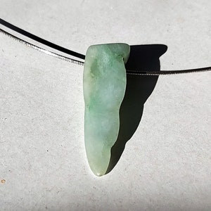 Guatemala jade pendant triangle icicle, pierced, with or without chain image 6