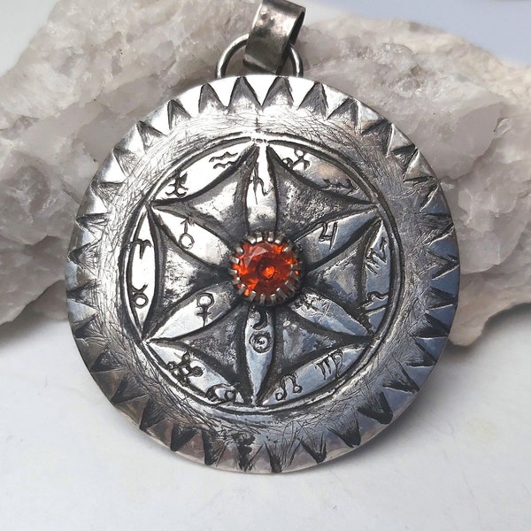 Astrologie ketting met horoscoop cirkel, fijne zilveren pmc, oranje saffier, esoterische, hemelse sieraden, unisex