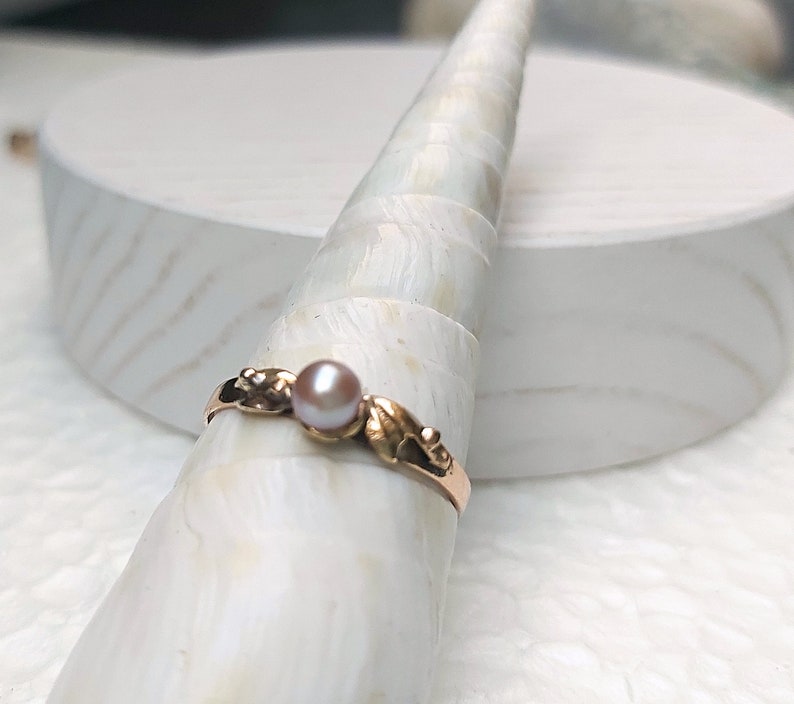 Solid gold ring, 14 k rose gold, dainty golden ring, genuine pink pearl, size 7 1/4 US, EU ring size 17,3 image 6