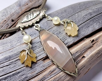 Banded Agate Bib Necklace Tribal style, Silver, Chalcedony, Pearl, Leather