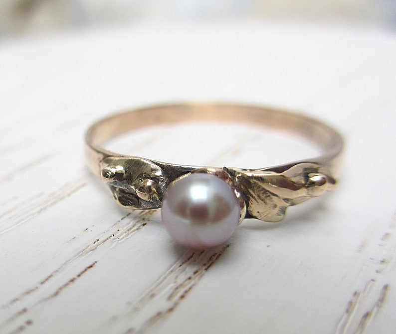 Solid gold ring, 14 k rose gold, dainty golden ring, genuine pink pearl, size 7 1/4 US, EU ring size 17,3 image 1