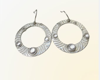 Water drop hoop earrings, fine silver 999, white stones