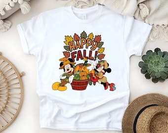 Vintage Fall Mickey and Minnie Mouse T-Shirt: Cozy Autumn Vibes
