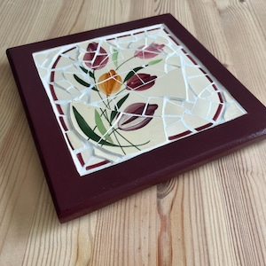 Mosaic trivet plate holder