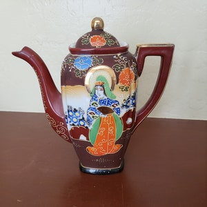 Vintage Japanese Satsuma Moriage Style Hand Painted Japan Tea Pot