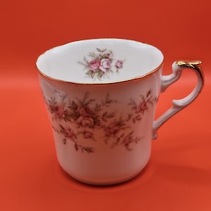 Vintage Paragon Victoriana Rose Pink Flowers Gold Trim Fine Bone China Coffee Tea Cup Mug; Made in England