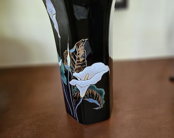 Vintage YAMAJI TOYO Japan Black Porcelain Hand-painted Flower