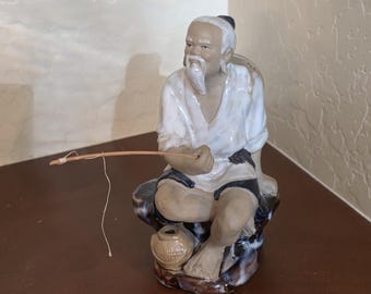 Vintage chinesische Keramik Shiwan glasierte Mudman Fischer Figur; Asiatischer Fischer