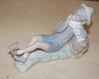 Lladro Bird Watcher Retired Figurine Matte Finish without box