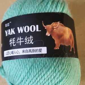 Thick Yak/Cashmere  Yarn - 1 Skein 100g -  140m