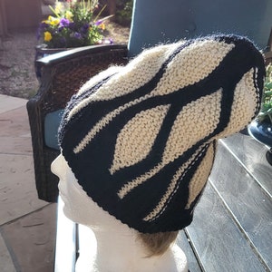 Cappello lavorato a maglia fatto a mano, berretto lavorato a maglia, berretto spesso, berretto caldo, cappello invernale; regalo per donna, regalo di Natale