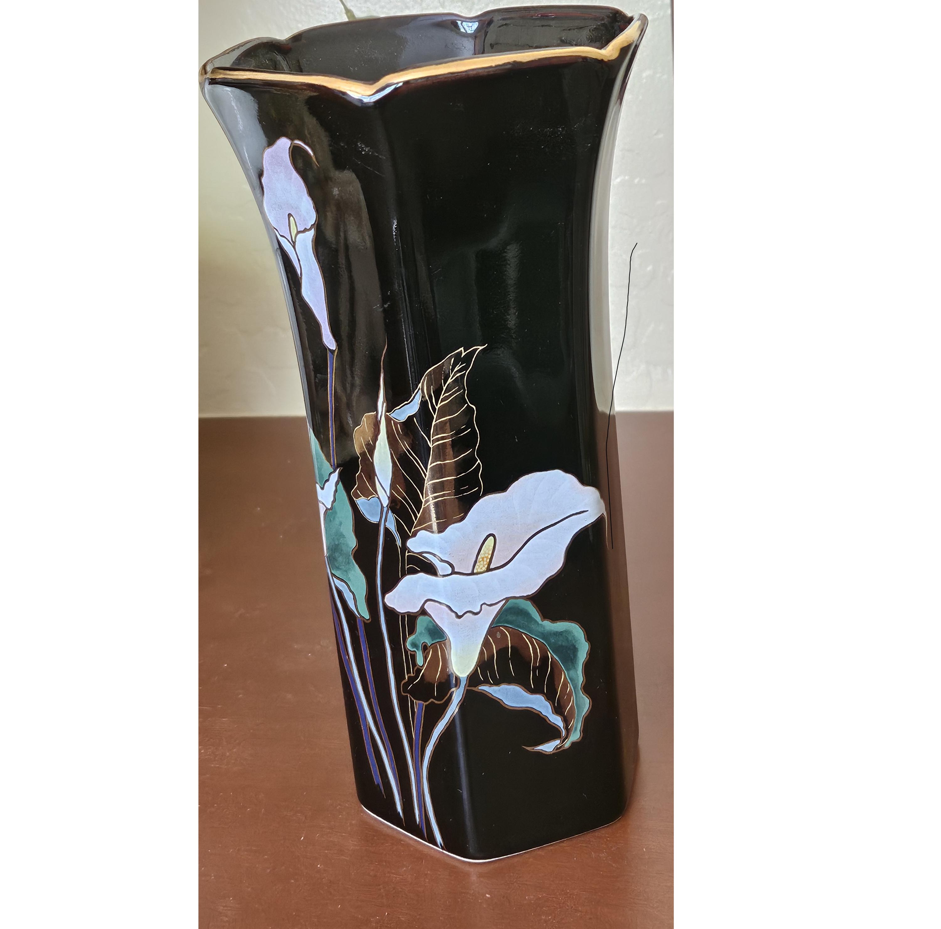 Vintage YAMAJI TOYO Japan Black Porcelain Hand-painted Flower