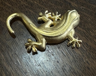 Vintage  Gold-Colored Gecko or Lizard Jewelry Supply