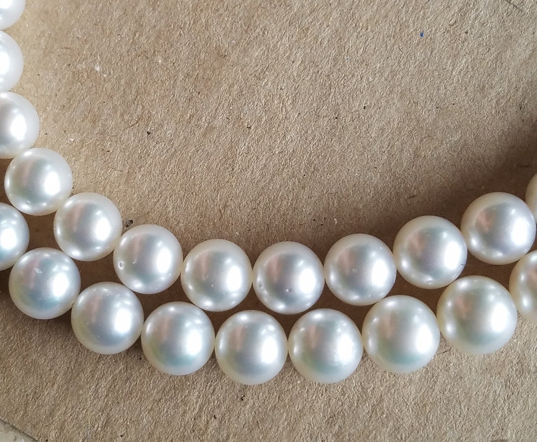 Robin Steele Freshwater Pearl necklace