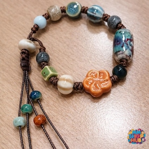 Boho Keramikperlenarmband: Verstellbare gewebte Kordel, Vintage-Stil
