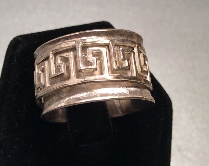 Sterling silver spinner ring