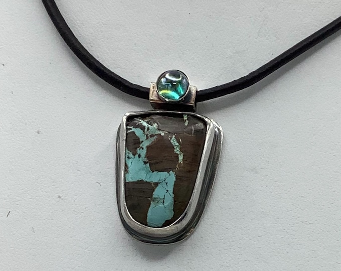 Royston Ribbon Turquoise Necklace