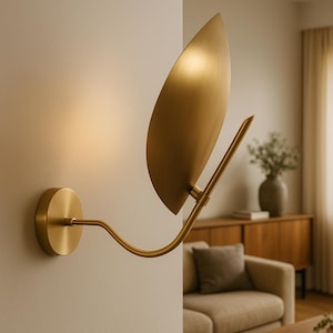Curved Shade Brass Wall Sconce – Mid-Century Modern Petal Lamp, Vintage Industrial Wall Light Fixture