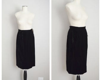 black velvet skirt / vintage 80s black velveteen pencil deadstock skirt - 26 - small