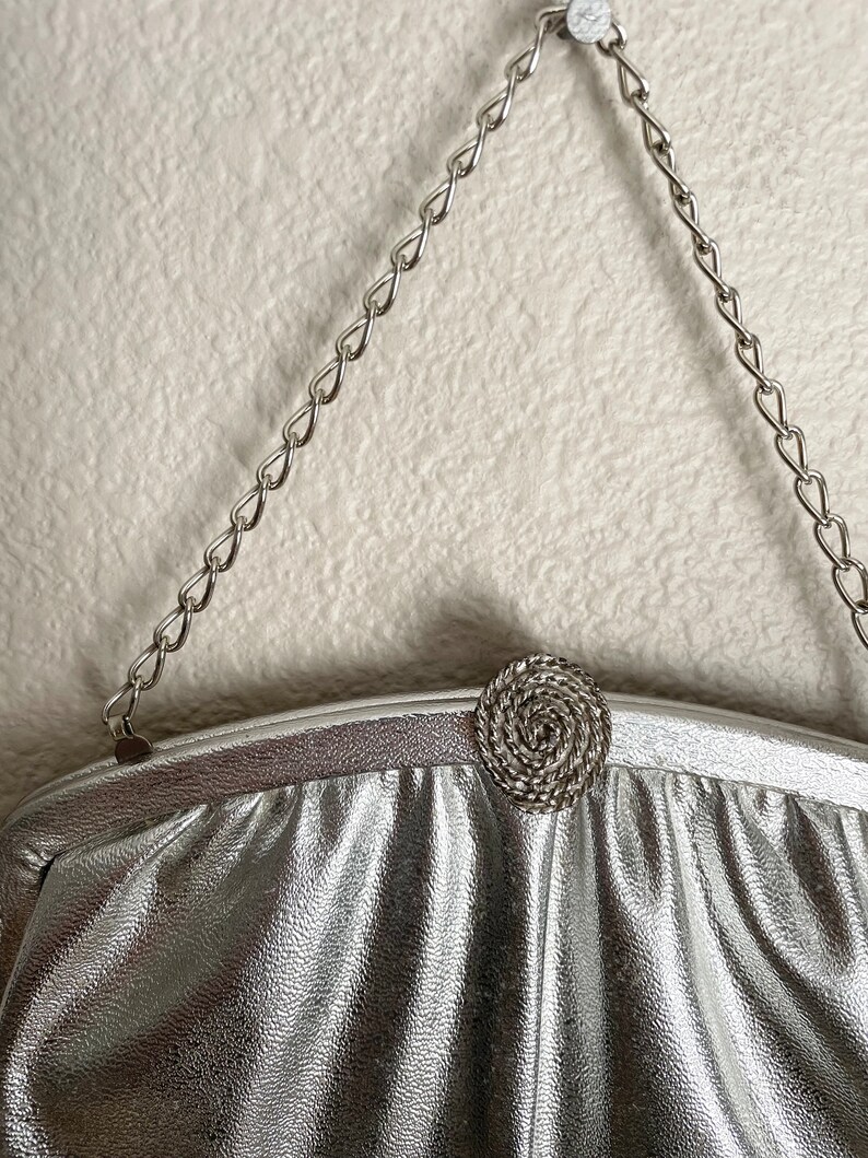 vintage 50s 60s MCM mid-century evening silver lame clasp handbag purse image 4
