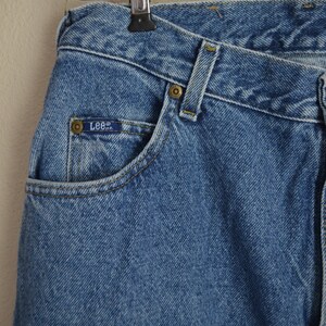 lee medium wash mom jeans / 80s 90s lee jeans / 30x33/ 30 lee jeans women's tall jeans image 3