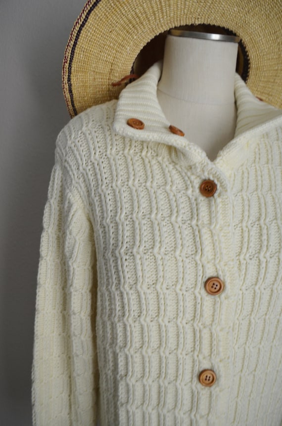 vintage 70s ivory cardigan / grandma cardigan / i… - image 4