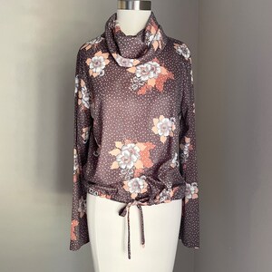 vintage 70s floral patterned cowl neck polyester blouse women's medium image 8