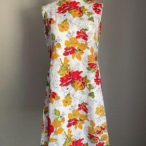 Vintage 60s Red Orange Floral Cotton Shift Dress - medium