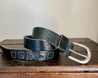 vintage 90s black leather belt- unisex small- size 28