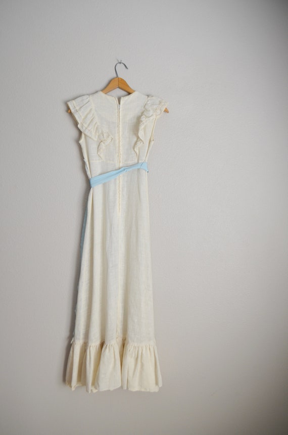 peasant dress / 70s ivory prairie bohemian maxi  … - image 4