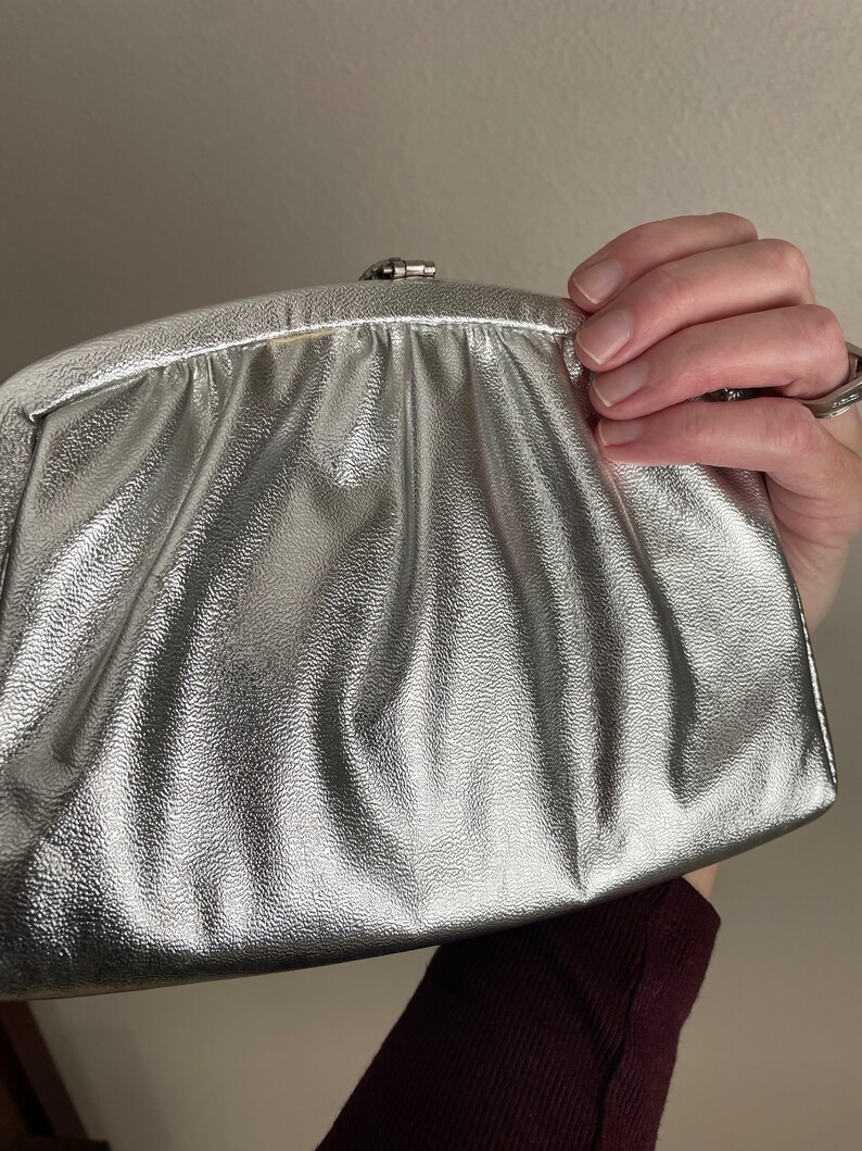 vintage 50s 60s MCM mid-century evening silver lame clasp handbag purse image 8