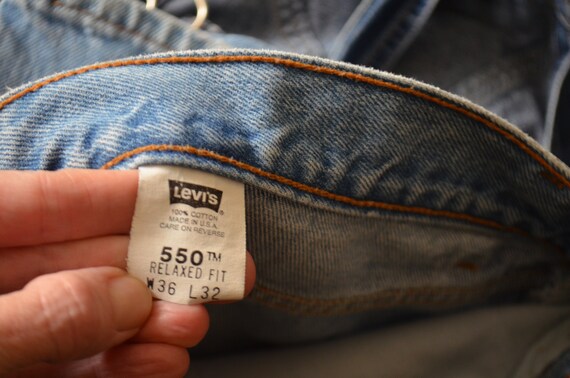 vintage 80s medium to light wash 550 Levi's jeans… - image 8