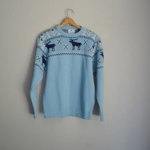 vintage 60s acrílico azul blanco justo esquí nieve isla suéter mediano para hombres / grande para mujeres imagen 2