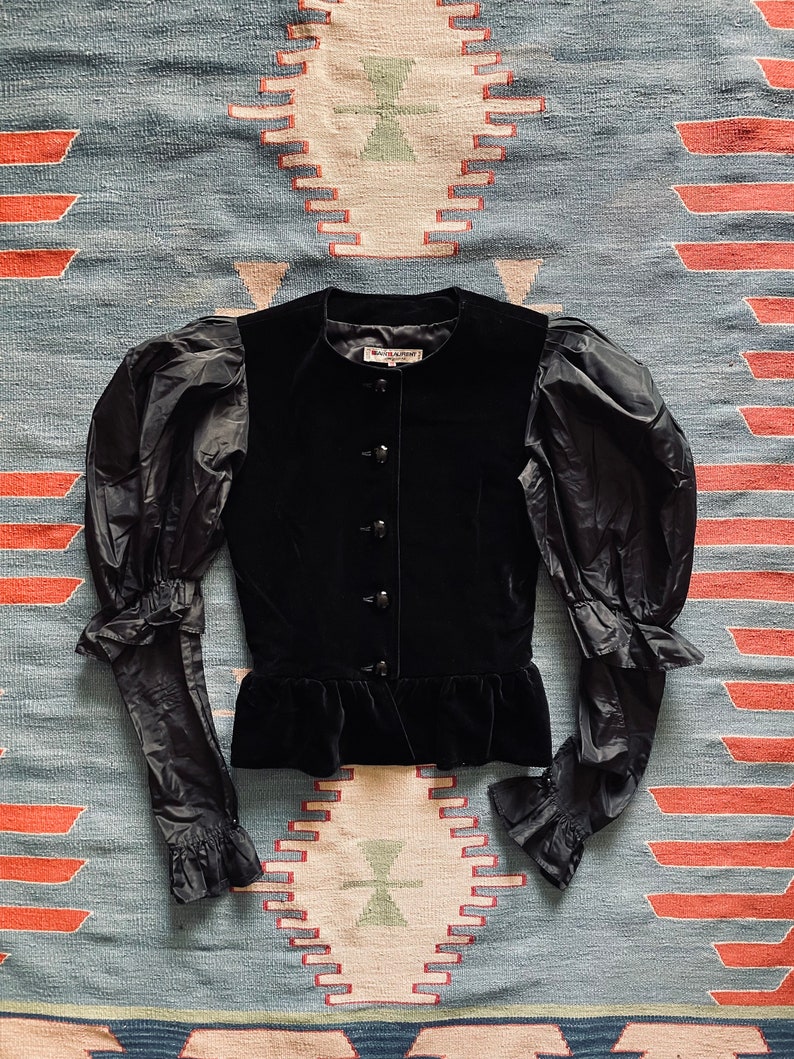 vintage 80s YVES SAINT LAURENT rive gauche black velvet taffeta peplum fitted jacket blouse/ women's x-small image 7
